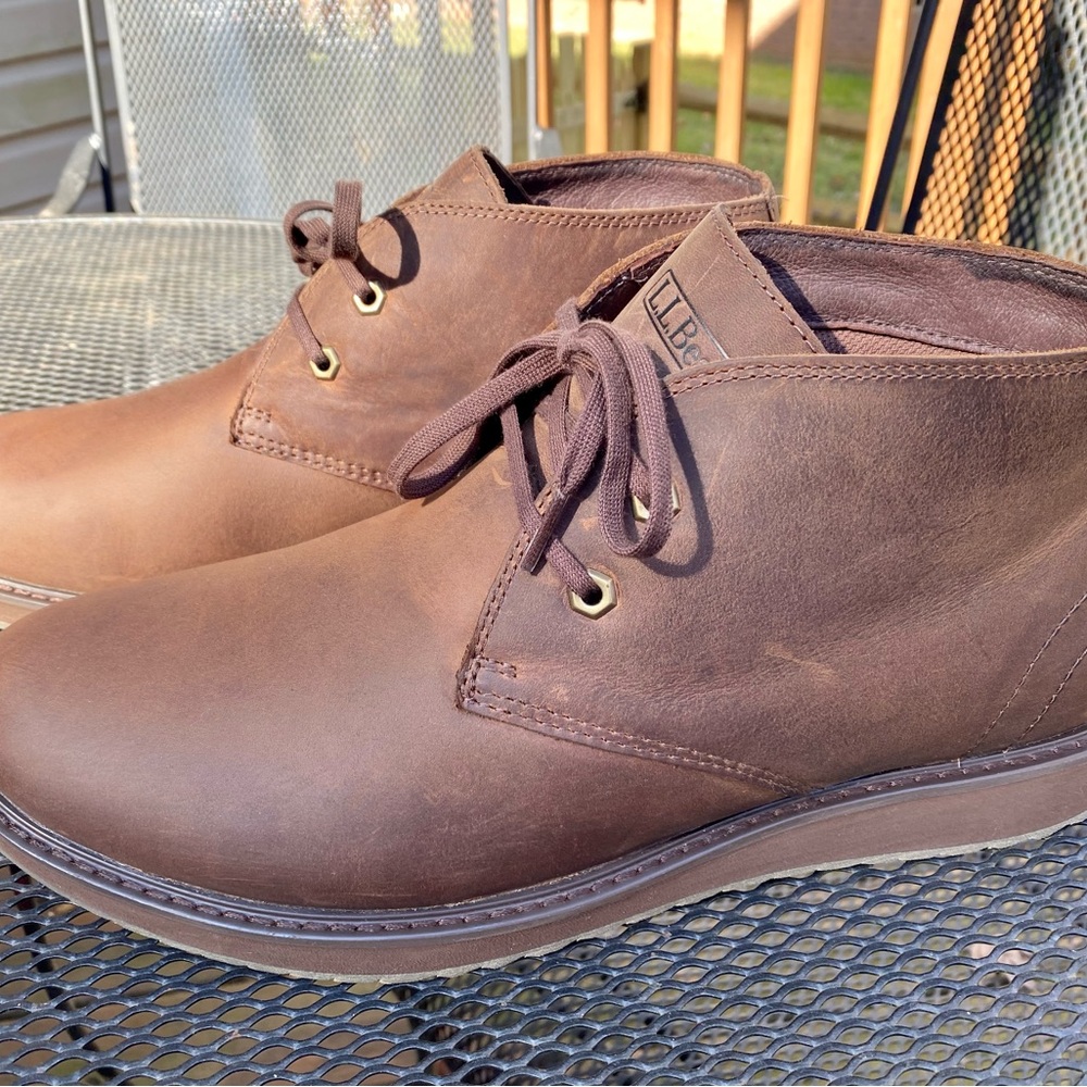 Men’s size 13 Medium LL Bean Leather Chukka Boots, brand new